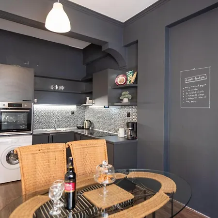 Chersonissos Central Apartment