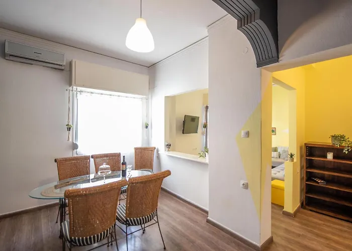 Chersonissos Central Apartment خيرسونِسوس